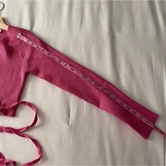 NWT Lulu’s Pink Ribbed Knit Wrapped Waist Crop Top - Picture 9 of 12